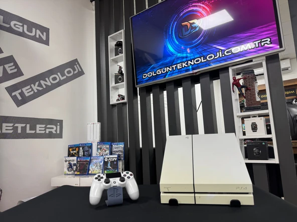 PlayStation 4 Fat Beyaz 1TB Tek Kol (İKİNCİ EL) ürün görseli 1
