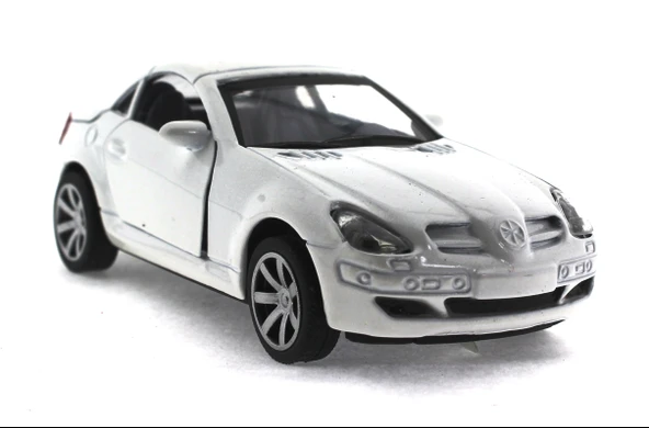 Çek Bırak Mercedes Benzeri Beyaz Metal Araba ürün görseli 1