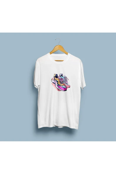 Oversize Koşu Ayakkabısı tasarım unisex T-shirt ürün görseli 1