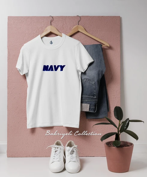 Oversize NAVY Yazısı Bold  Tasarımlı Unisex T-Shirt ürün görseli 1
