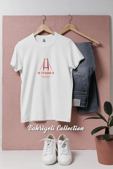 Oversize 15 Temmuz Demokrasi Ve Milli Birlik Günü  Tasarımlı Unisex T-Shirt ürün görseli 1