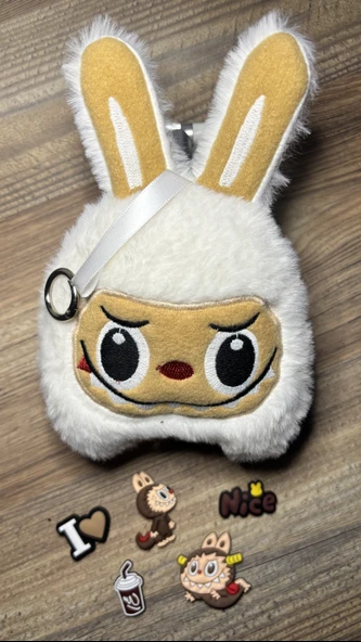 Labubu Peluş Anahtarlık (15cmx20cm) ve Sticker Seti ürün görseli 1