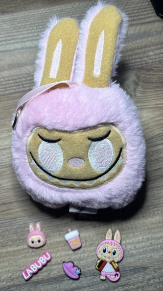 Labubu Peluş Anahtarlık (15cmx20cm) ve Sticker Seti ürün görseli 1