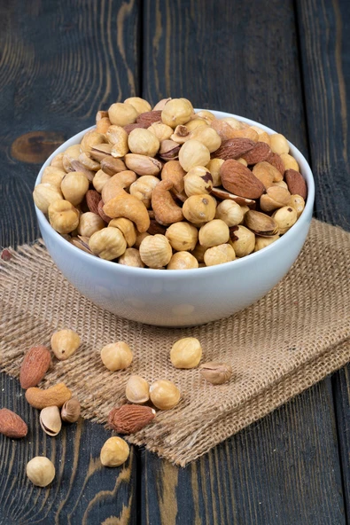 KEYFİ TAT KURUYEMİŞ Lüx Karışık Kuruyemiş 500 Gr ürün görseli 1