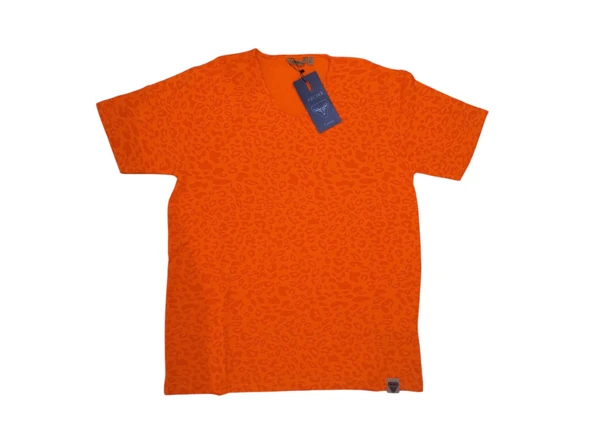 Turuncu Kamuflaj Desenli V Yaka T-Shirt ürün görseli 1