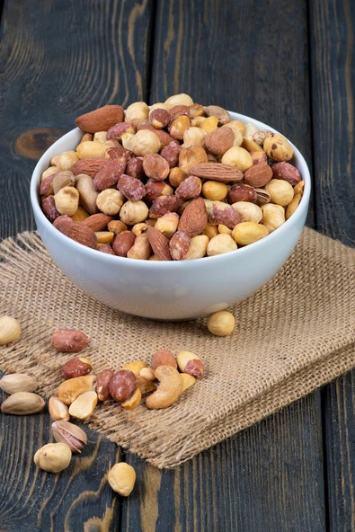 KEYFİ TAT KURUYEMİŞ Extra Karışık Kuruyemiş 500 gr ürün görseli 1