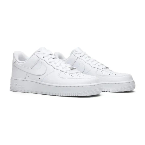 Nike Air Force 1 ' 07 Tripple White ürün görseli 1