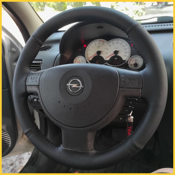 Opel Corsa C Kasa Araca Özel Direksiyon Kılıfı ürün görseli 1