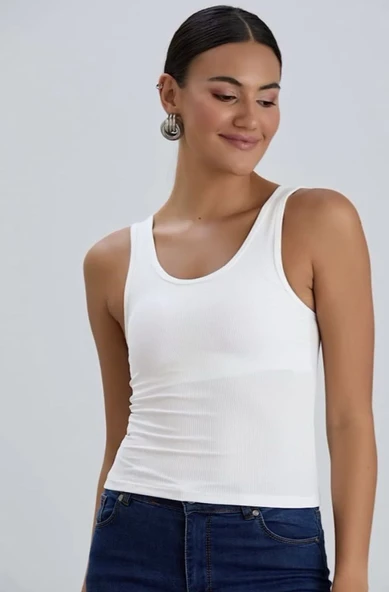 Crop Atlet Siyah Beyaz Esnek, Günlük ve Spor Amaçlı Göğüs Pedli Destekli %100 Pamuk ürün görseli 1