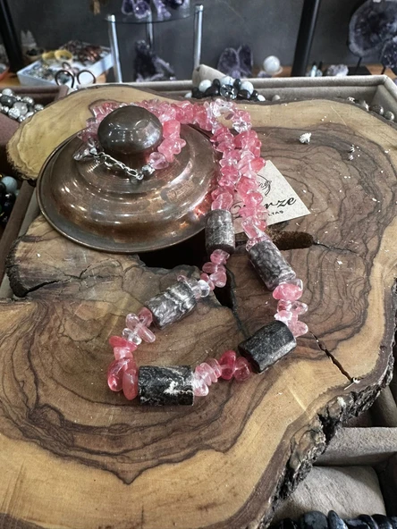 Pembe Kuvars ve Rodonit Tasarım Dizi Kolye ürün görseli 1