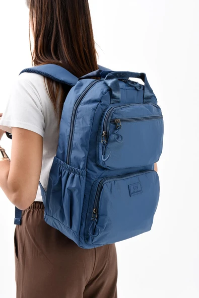 571 collections Ultra Hafif Şik ve Su Geçirmez Orta Boy Sırt Çantası Mavi Model: (571-13-9F) ürün görseli 1