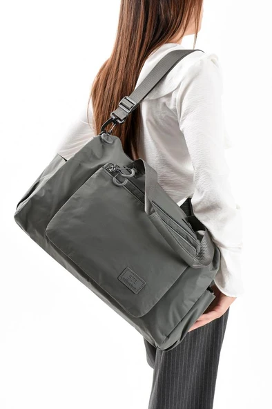 Unisex Kabin Boy Çapraz Askılı Omuz Çantası Seyehat Spor Çantası Hafif Paraşüt Kumaş 43*35 Cm ürün görseli 1