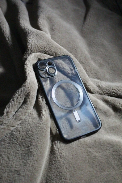 İphone 13 Uyumlu Magsafeli Kamera Koruyuculu Silikon Kılıf ürün görseli 1