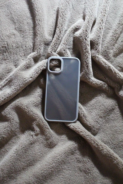 İphone 11 Uyumlu Yanları Renkli Sert Silikonlu Kılıf ürün görseli 1