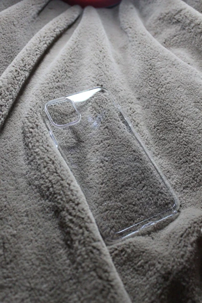 İphone 11 İçin Sararmaz Şeffaf Kılıf ürün görseli 1