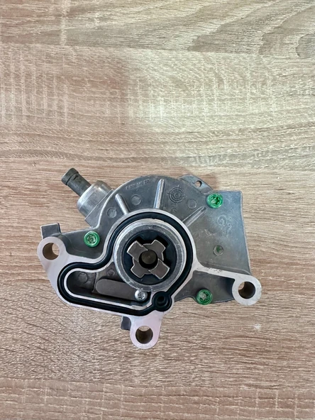 VAKUM POMPASI GOLF 4 BORA POLO A3 OCTAVİA LEON 1.9 TDİ AGR ALH / 038145101B 038145101A ürün görseli 1