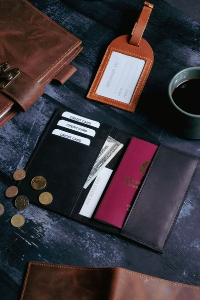 saraci leather craft Hakiki Deri Pasaportluk ve Kartlıklı Cüzdan ürün görseli 1