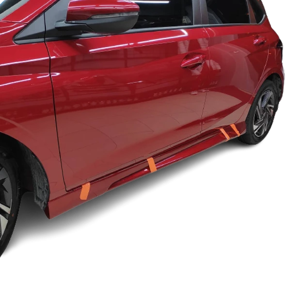 Hyundai i20 (2014 - 2020) Custom Yan Marşpiyel Seti (Plastik) ürün görseli 1