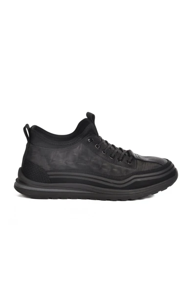 Siyah Lastik Bağcıklı Erkek Sneaker ürün görseli 1