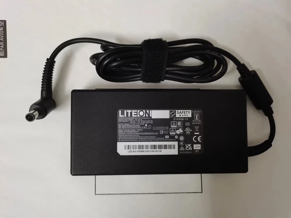 Msi Chicony A17-230P1A 7.4*5.0mm Notebook Adaptörü ürün görseli 1