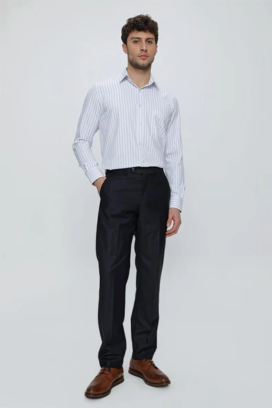 Lacivert Gabardin Yan Cep Açık Paça Basic Comfort Fit Pantolon 1003255005 ürün görseli 1