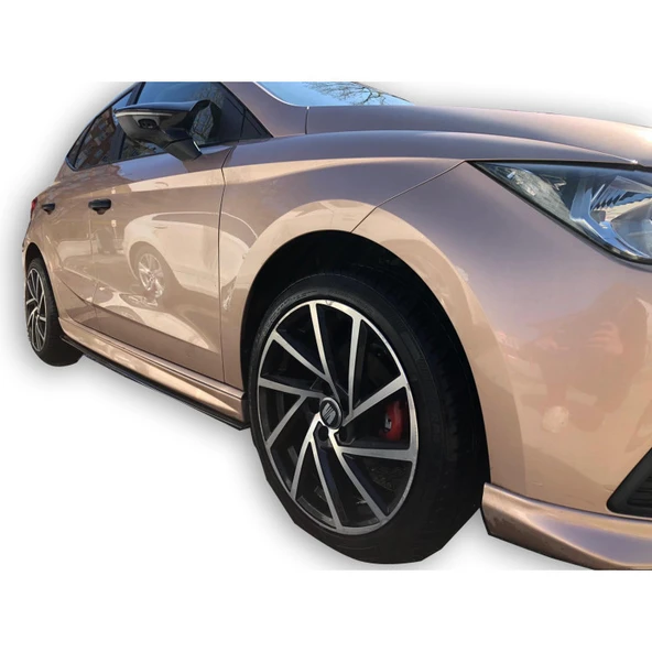 Seat ibiza (2017 ve Sonrası) Aero Marşpiyel Seti (Plastik) ürün görseli 1