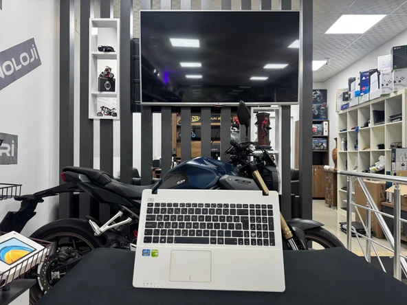 ASUS X550C LAPTOP PARÇALARI ( AÇIKLAMAYI OKUYUNUZ ) ürün görseli 1