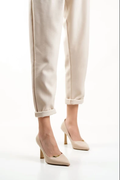 Kadın İnce Topuklu Stiletto TR040Y12C ürün görseli 1