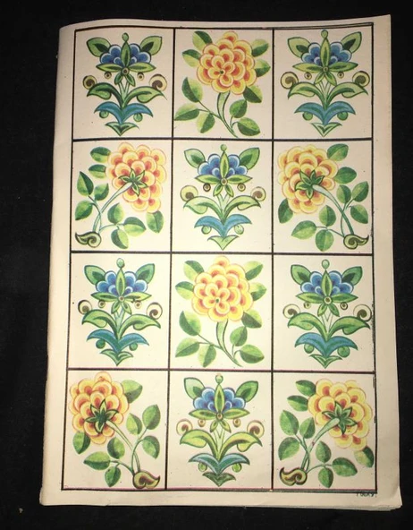 1970'li Yılların HARİTA ve METOD DEFTERİ [Çiçek Temalı] (Sahafiye Kitap) ürün görseli 1