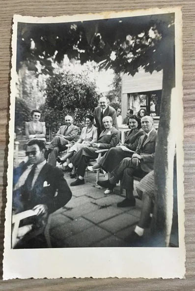 Kore Gazisi HASAN BASRİ DANIŞMAN'IN 1949'larda AMERİKA'DA ÇEKİLMİŞ 1 Adet FOTOĞRAF - ÖZEL ALBÜMÜNDEN - (Sahafiye Kitap) ürün görseli 1