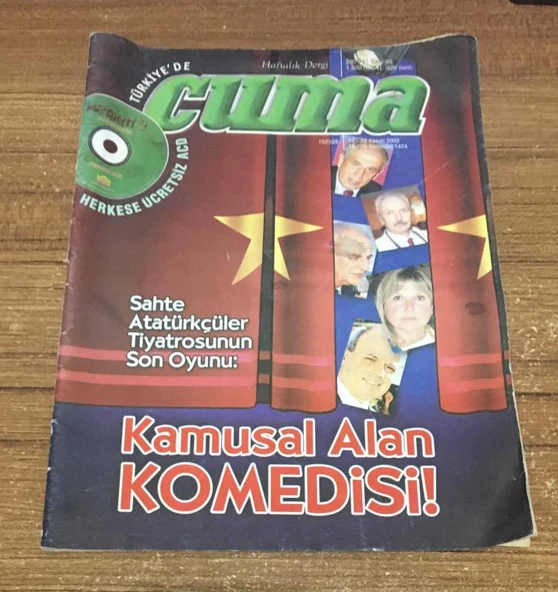 CUMA Dergisi 14 - 20 Kasım 2003 Sayı 95 Sahte Atatürkçüler Tiyatrosunun Son Oyunu KAMUSAL ALAN KOMEDİSİ (Sahafiye Kitap) ürün görseli 1