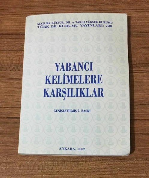 YABANCI KELİMELERLE KARŞILIKLAR Genişletilmiş 2.Baskı (Sahafiye Kitap) ürün görseli 1