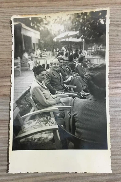 Kore Gazisi HASAN BASRİ DANIŞMAN'IN 1949'larda AMERİKA'DA ÇEKİLMİŞ 1 Adet FOTOĞRAF - ÖZEL ALBÜMÜNDEN - (Sahafiye Kitap) ürün görseli 1