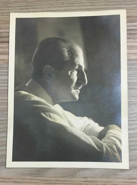 Kore Gazisi HASAN BASRİ DANIŞMAN'IN 1949'larda AMERİKA'DA ÇEKİLMİŞ 1 Adet FOTOĞRAF - ÖZEL ALBÜMÜNDEN - (Sahafiye Kitap) ürün görseli 1