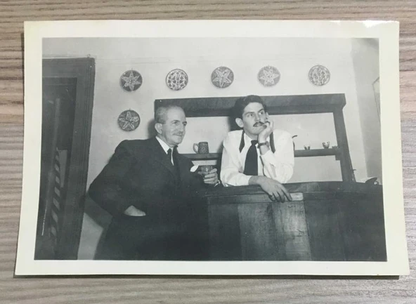 Kore Gazisi HASAN BASRİ DANIŞMAN'IN 1949'larda AMERİKA'DA ÇEKİLMİŞ 1 Adet FOTOĞRAF - ÖZEL ALBÜMÜNDEN - (Sahafiye Kitap) ürün görseli 1