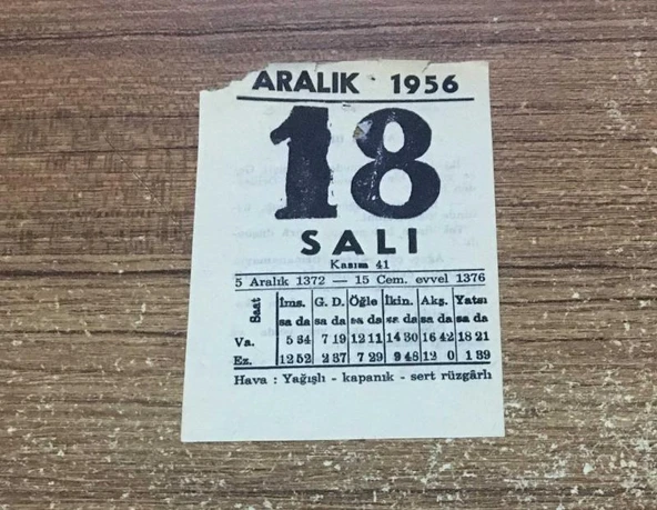 18 ARALIK 1956 SALI Takvim Yaprağı ( 6.5 x 9 cm ) (Sahafiye Kitap) ürün görseli 1