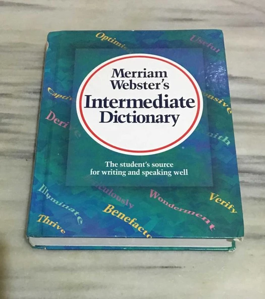 MERRIAM WEBSTER'S INTERMEDIATE DICTIONARY (Sahafiye Kitap) ürün görseli 1