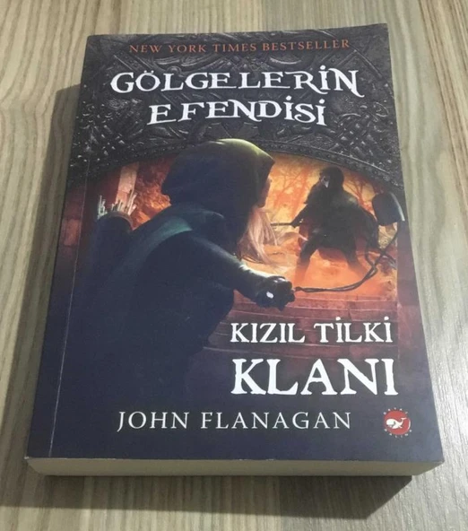 Gölgelerin Efendisi 13.Kitap KIZIL TİLKİ KLANI (Sahafiye Kitap) ürün görseli 1
