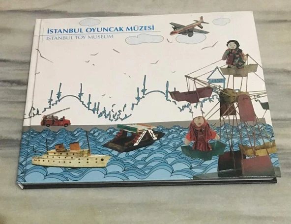 İSTANBUL OYUNCAK MÜZESİ - İMZALI - (Sahafiye Kitap) ürün görseli 1