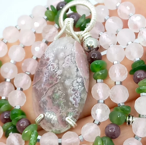 2399 Garden Kuvars pembe Kuvars Kanada Yeşimi Lal Hematit el yapımı kolye ürün görseli 1