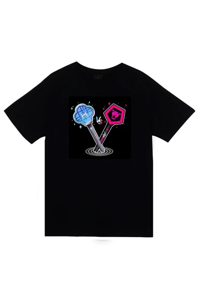 fame-stoned K-Pop Demon Hunters & Saja Boys Parlayan Işık Çubukları Baskılı Unisex %100 Pamuk Siyah T-shirt ürün görseli 1