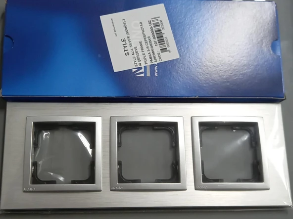 MONO STYLE Aluminium SILVER Gümüş Üçlü Çerçeve 107-800000-162 ürün görseli 1