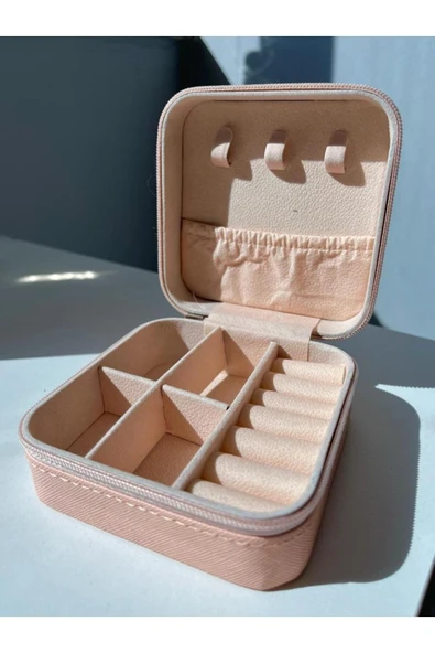 Pembe Kare Takı Kutusu ürün görseli 1