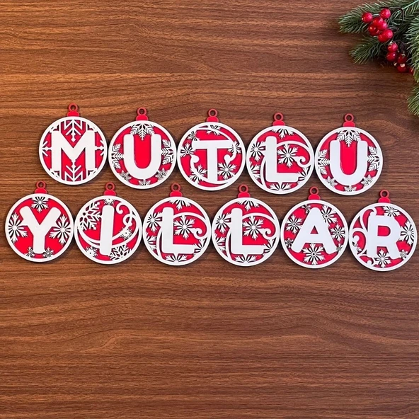 BUFFER® 11 Harfli Kırmızı Beyaz İpli MUTLU YILLAR Yazılı Ahşap Yılbaşı Ağaç Süsü ürün görseli 1