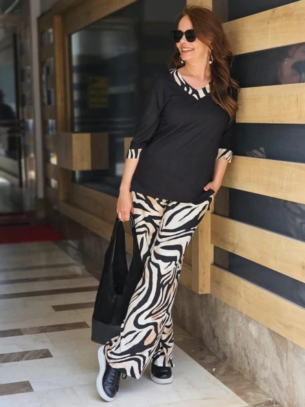 Kadın Kumaş V Yaka Dirsek Kol Zebra Desenli Ikili Takım ürün görseli 1
