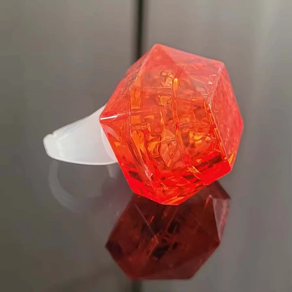 Kristal Tasarımlı Led Işıklı Kırmızı Yüzük ürün görseli 1