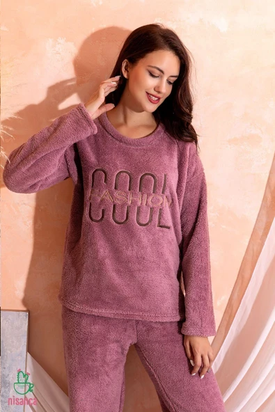Tam Peluş Kışlık Kadın Pijama Takımı- Polar Yılbaşı Pijaması ürün görseli 1
