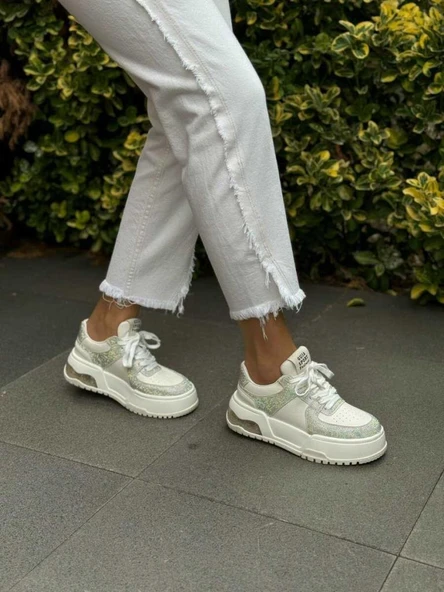 GUJA 24K319-3 KALIN TABAN TAŞLI KADIN SNEAKERS SPOR AYAKKABI ürün görseli 1