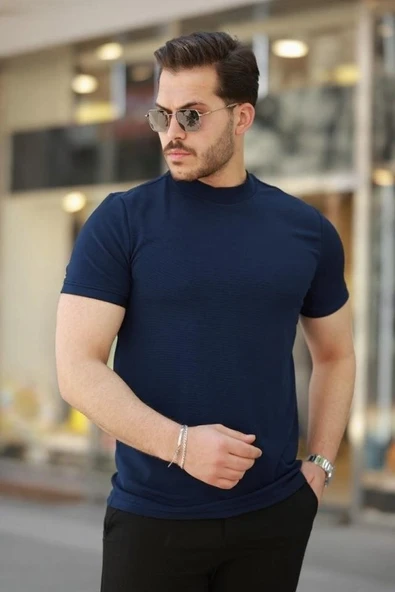Erkek Yarım Balıkçı Yaka Kısa Kollu T-shirt ürün görseli 1