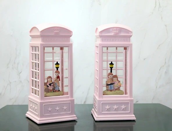 Telefon Kulübeli Kış Masalı Işıklı Müzikli Kar Küresi ürün görseli 1